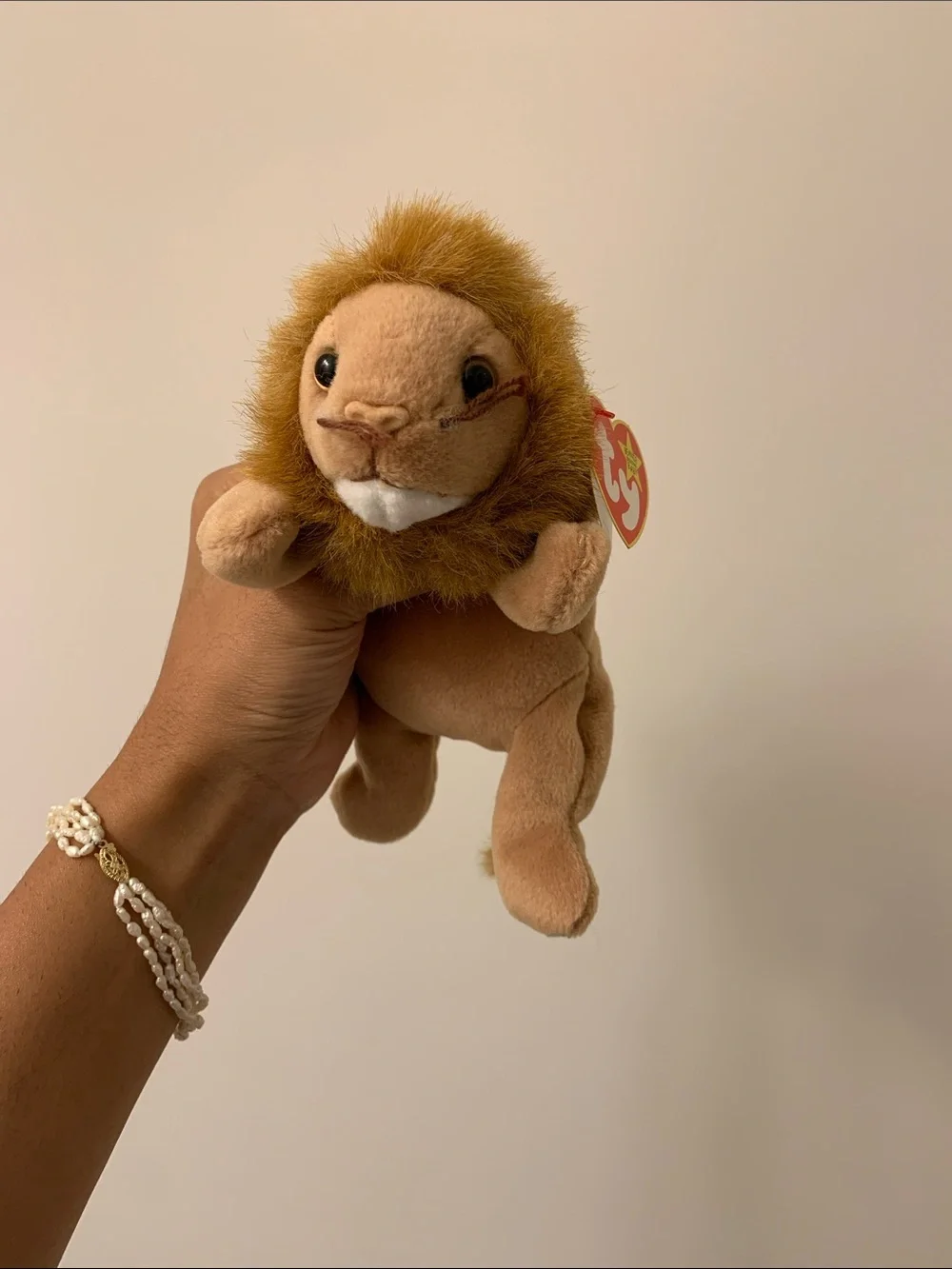 Roary the lion, beanie baby.